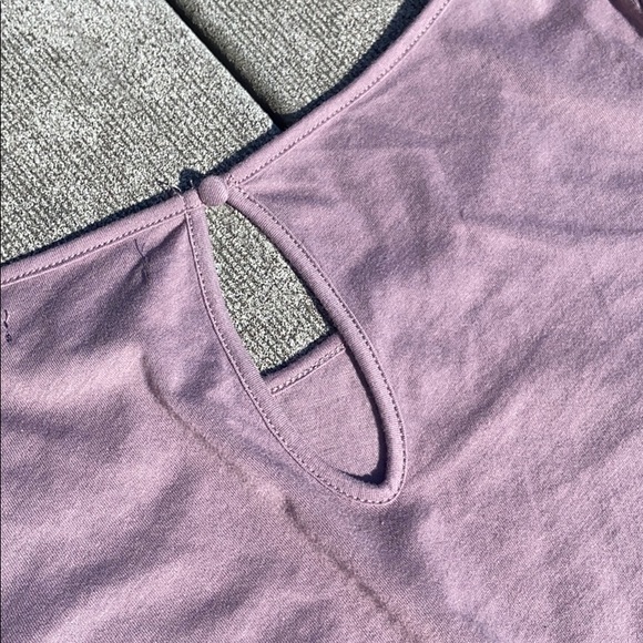 ❄️ Purple Half Sleeve Lace Blouse - Picture 5 of 6